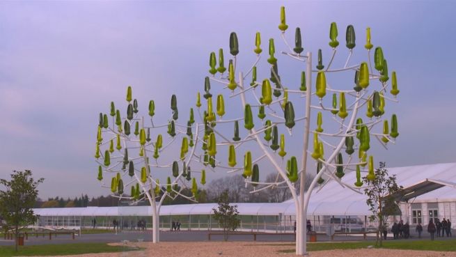 go to Windbaum: Stylischer Ökostrom-Generator für den Garten