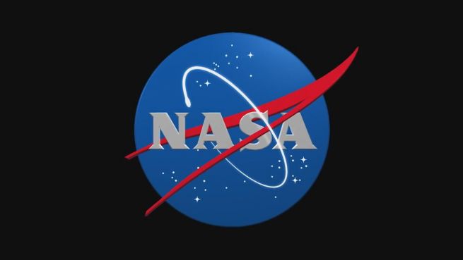 go to Touchscreen-kompatibel: NASA stellt neue Raumanzüge vor