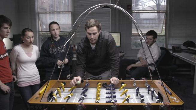 go to Tischfußball: Mensch vs. Künstliche Intelligenz