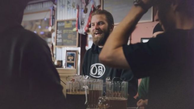 go to Fürs Saufen bezahlt: Willkommen beim Bier-Praktikum